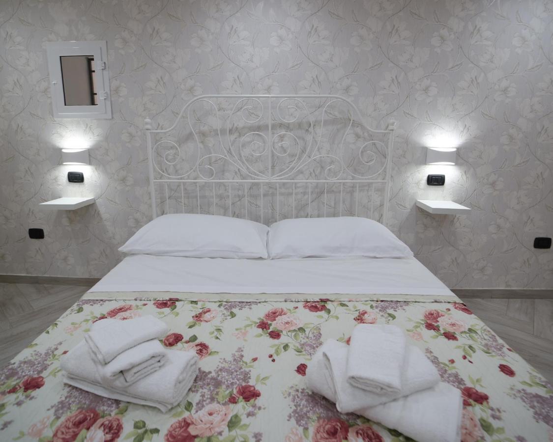 La Dimora Di Vittoria Appartement Napels Buitenkant foto